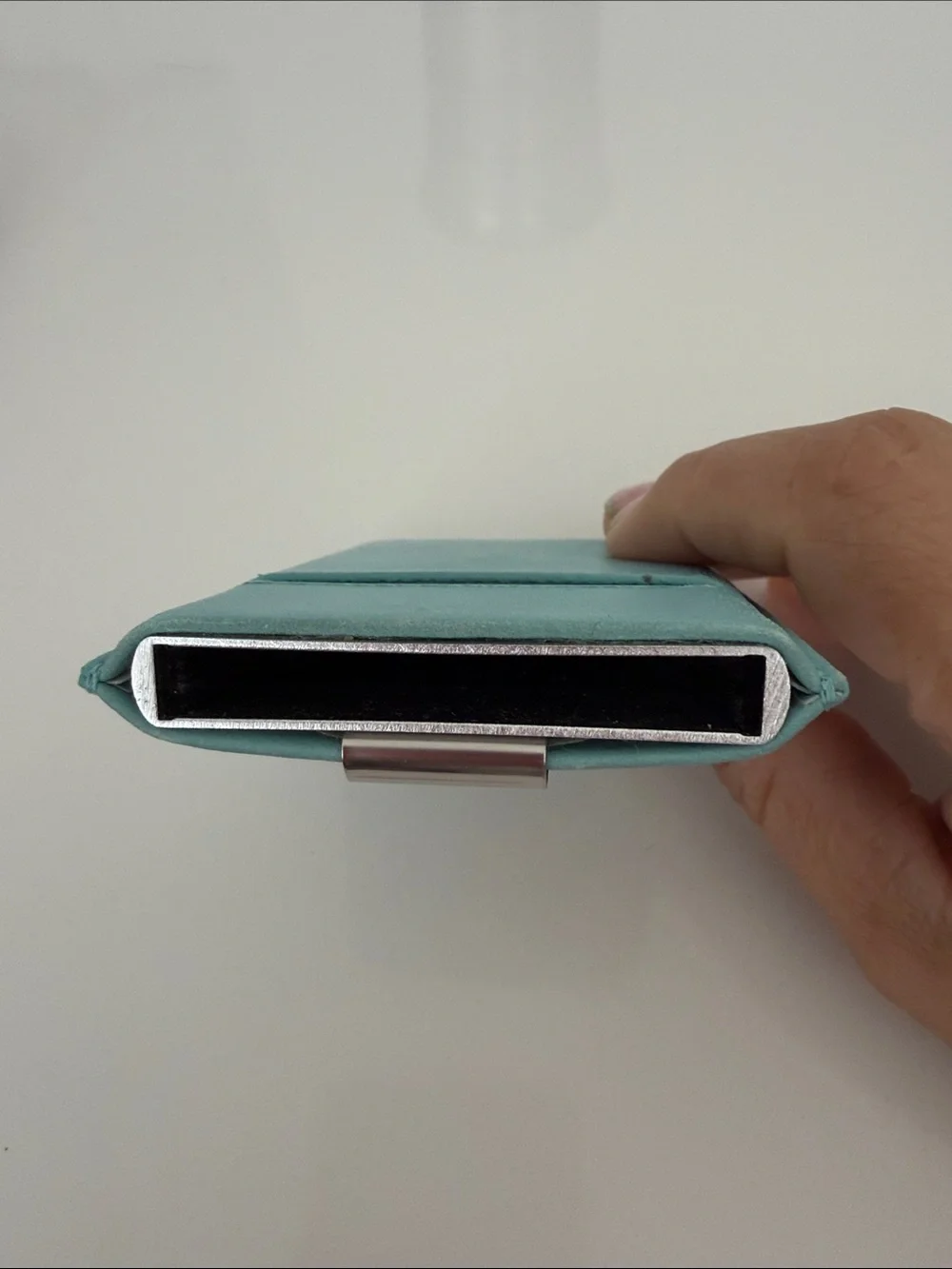 Velez MINIWALLET LEATHER DOCUMENT HOLDER